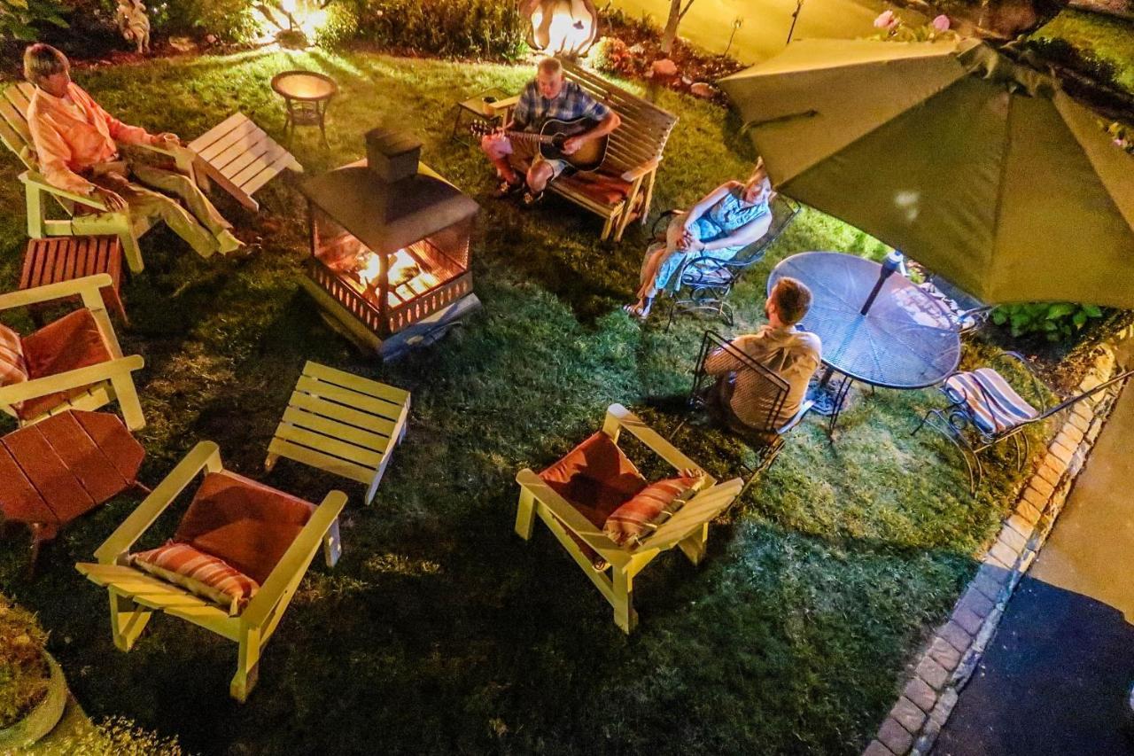Mountainaire Inn And Log Cabins بيوينغ روك المظهر الخارجي الصورة