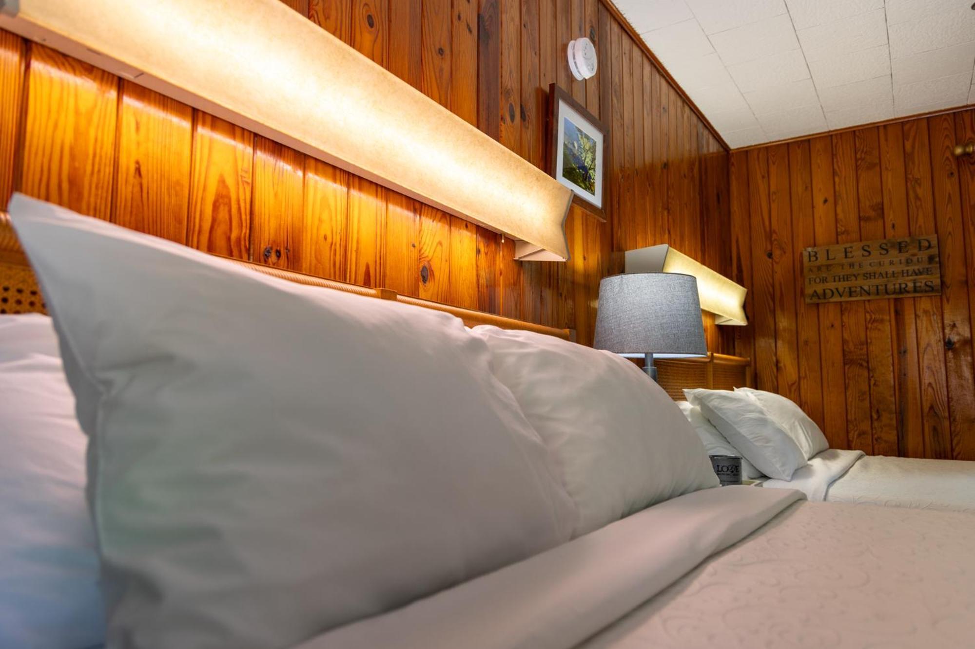 Mountainaire Inn And Log Cabins بيوينغ روك المظهر الخارجي الصورة