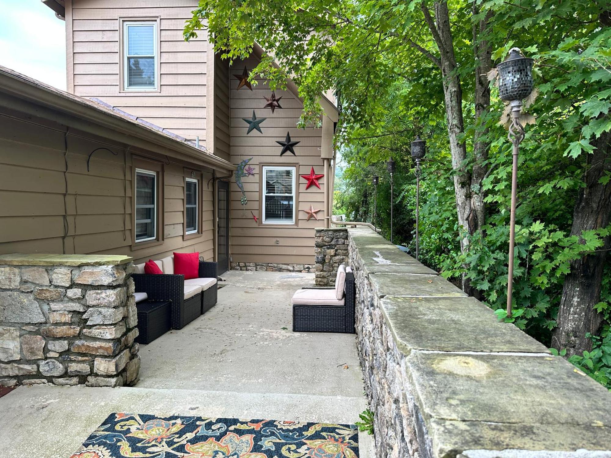 Mountainaire Inn And Log Cabins بيوينغ روك المظهر الخارجي الصورة